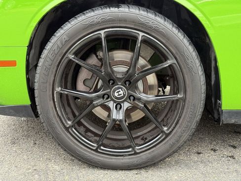 Used 2017 Dodge Challenger GT w/ Driver Convenience Group image 15