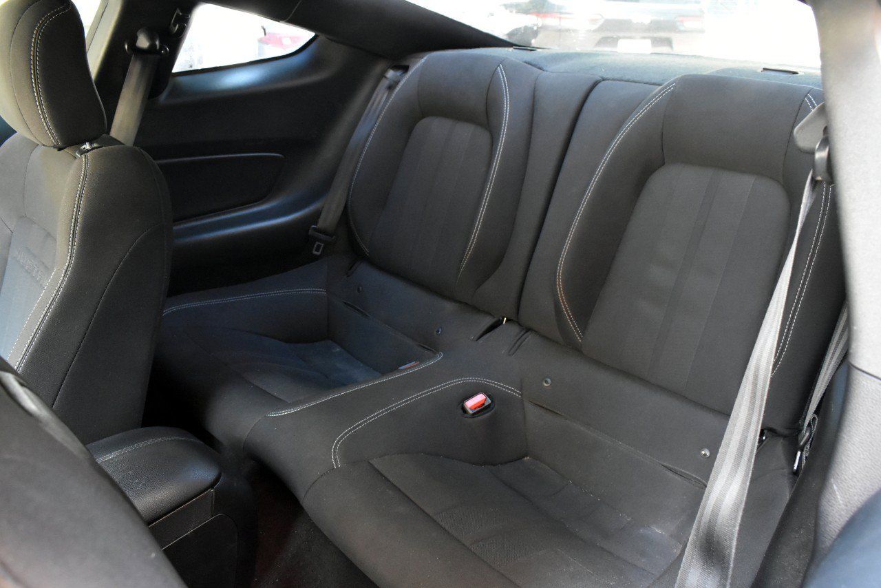 Used 2022 Ford Mustang Coupe RWD image 14