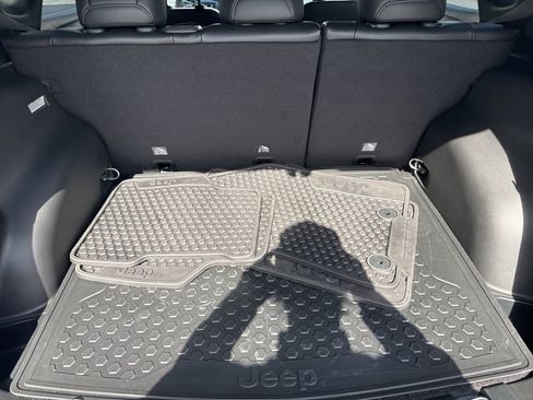 Used 2023 Jeep Compass Latitude w/ Convenience Group image 56