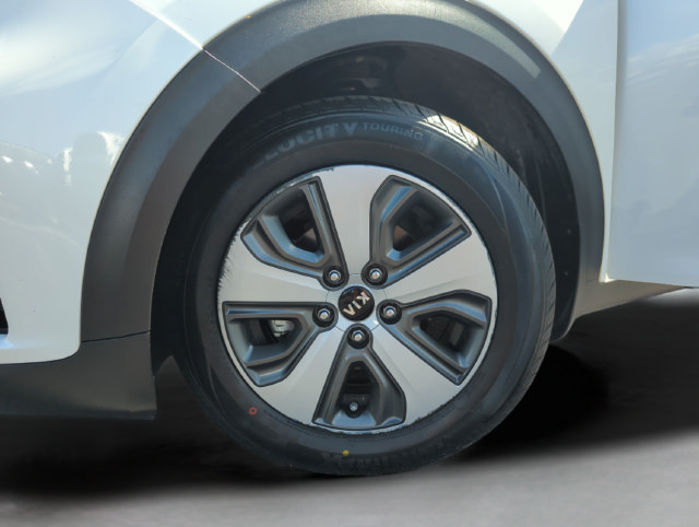 Used 2020 Kia Niro LX FWD image 44