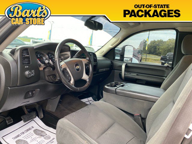 Used 2009 Chevrolet Silverado 2500 LT w/ Snow Plow Prep Package AWD/4WD image 21