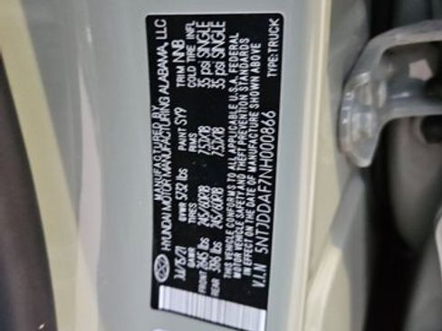 Used 2022 Hyundai Santa Cruz SEL Premium image 20