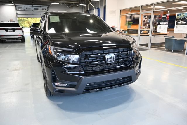 Used 2024 Honda Ridgeline Black Edition image 3