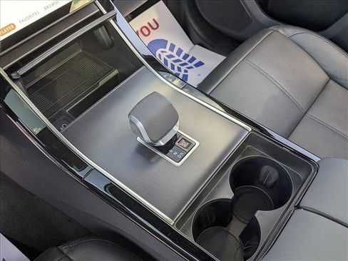 Used 2026 Land Rover Range Rover Velar Dynamic SE image 15