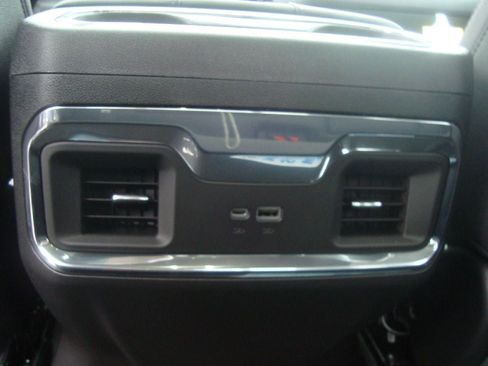 New 2026 GMC Sierra 1500 Elevation w/ Elevation Premium Package image 20