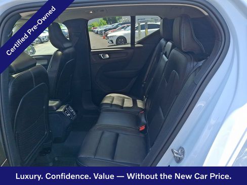 Certified 2024 Volvo XC40 B5 Plus w/ Protection Package Premier AWD/4WD image 11