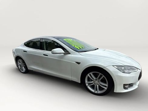 Used 2014 Tesla Model S 85 image 10