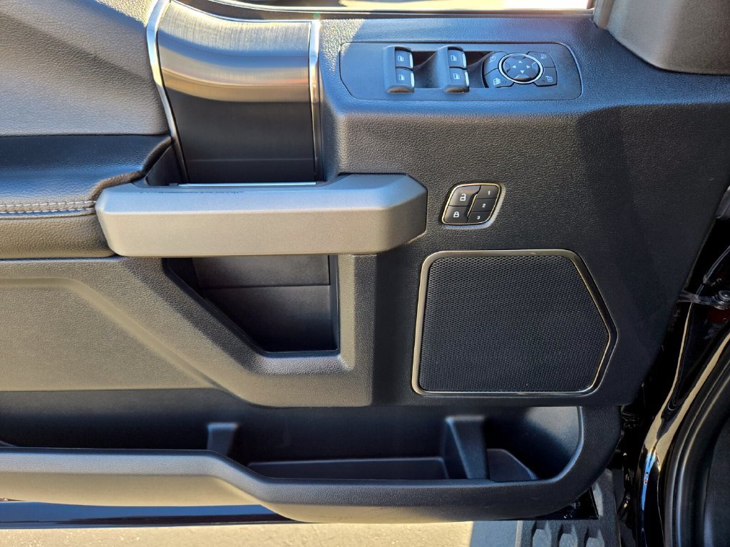 Used 2020 Ford F150 Raptor w/ Equipment Group 802A Luxury AWD/4WD image 31