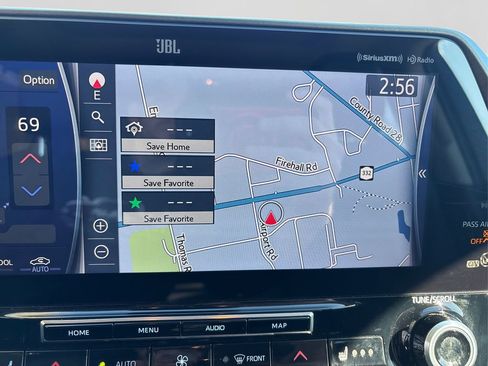 Used 2021 Toyota Highlander Limited image 31