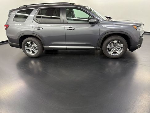 New 2026 Honda Pilot EX-L image 8