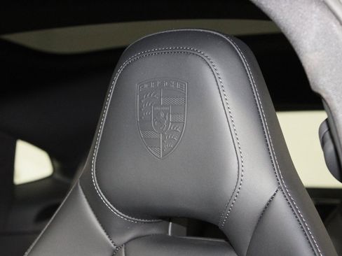 Used 2025 Porsche Panamera 4 image 19