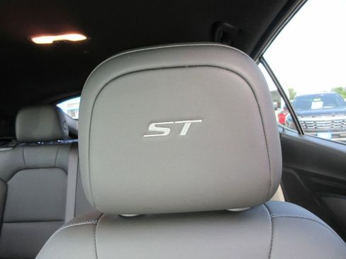 Certified 2024 Buick Envista Sport Touring w/ Convenience I Package FWD image 21