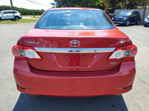 Used 2012 Toyota Corolla LE FWD image 5