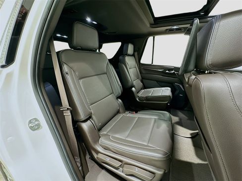 Used 2024 GMC Yukon Denali image 31