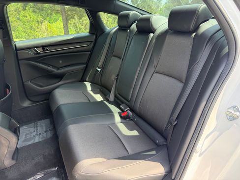 Used 2022 Honda Accord Sport image 40