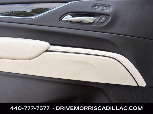 Certified 2023 Cadillac Escalade Sport w/ LPO, ONYX Package AWD/4WD image 29