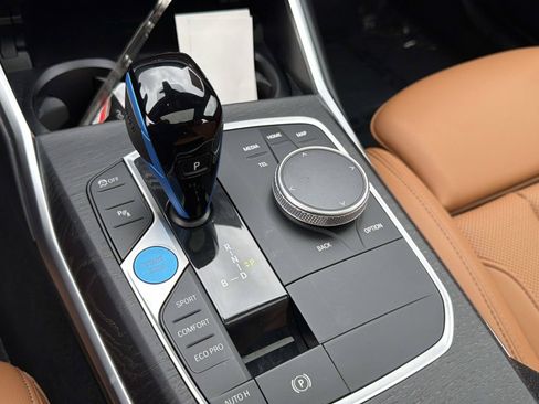 Used 2023 BMW i4 eDrive40 RWD image 19