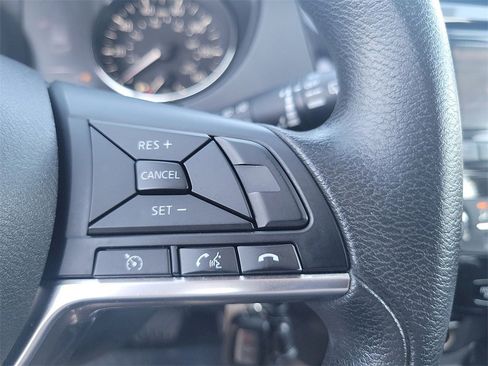 Used 2018 Nissan Rogue Sport S w/ S Appearance Package image 7