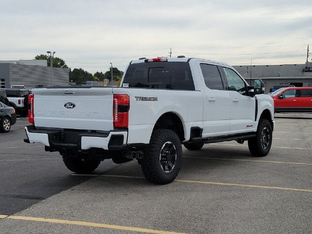 New 2027 Ford F350 Lariat w/ Tremor Off-Road Package AWD/4WD image 4