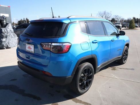 New 2026 Jeep Compass Latitude image 20