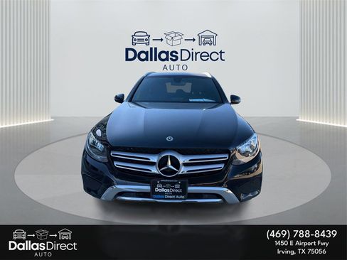 Used 2018 Mercedes-Benz GLC 300 w/ Premium Package image 3