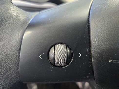 Used 2022 Tesla Model 3 RWD image 15
