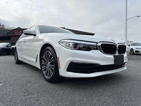 Used 2019 BMW 530i xDrive w/ Convenience Package image 8