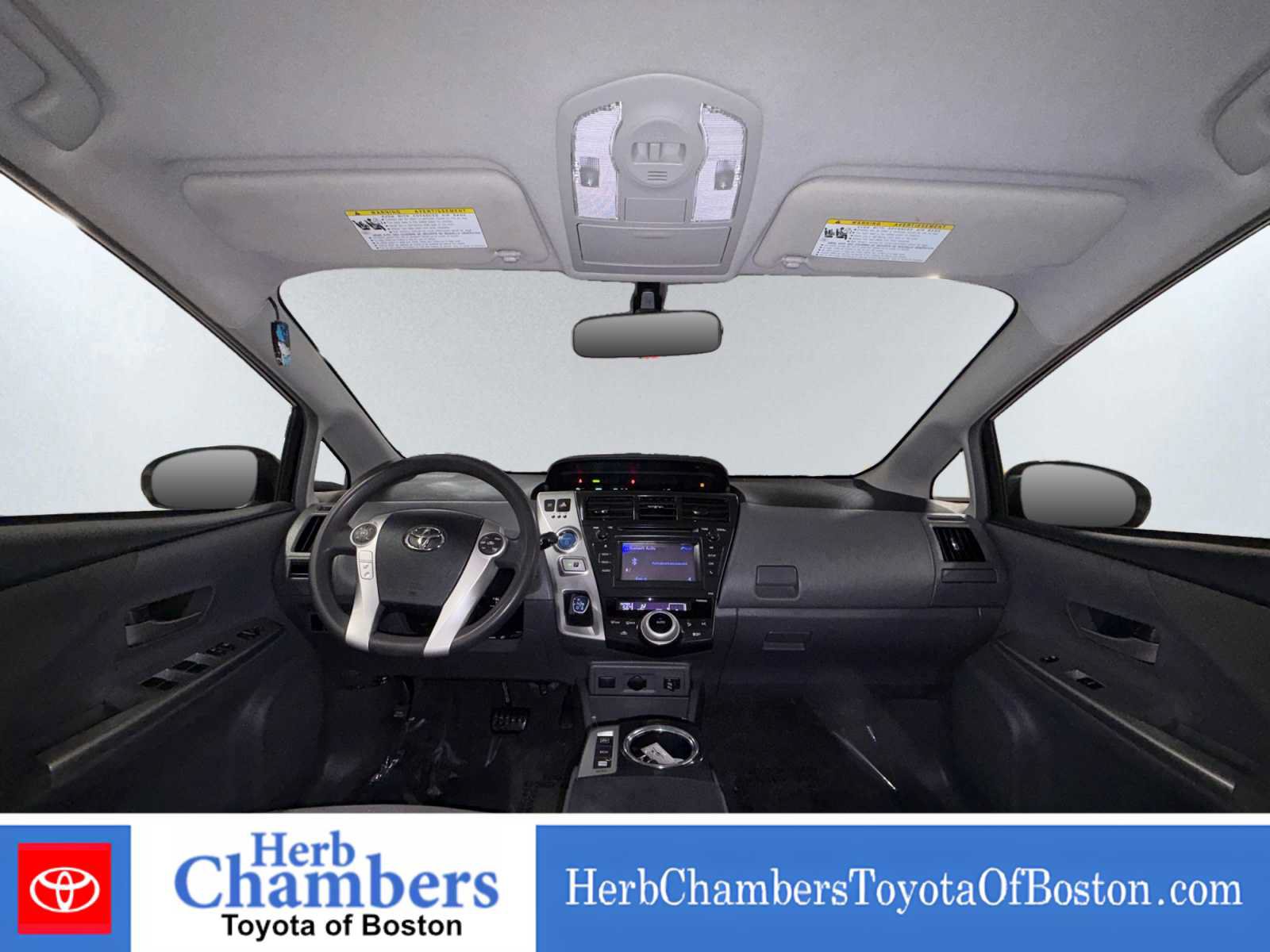Used 2013 Toyota Prius V Two FWD image 4