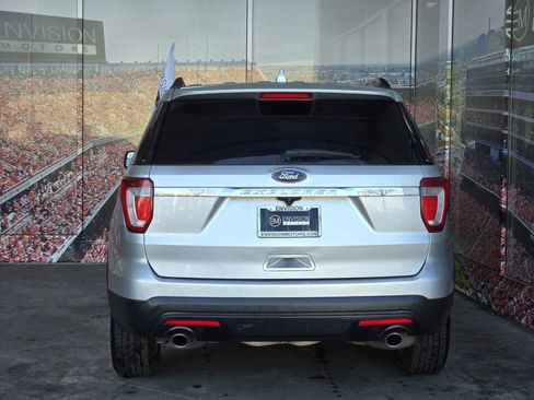 Used 2017 Ford Explorer FWD image 7