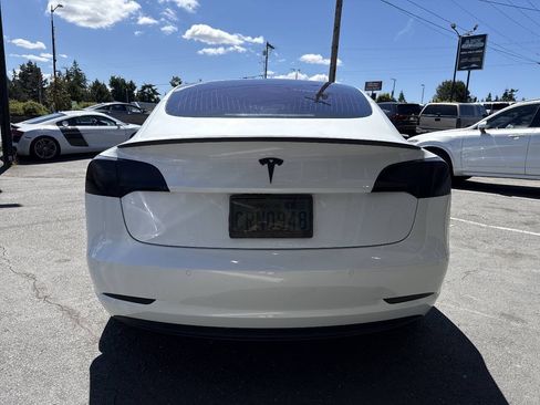 Used 2018 Tesla Model 3 Long Range RWD image 4