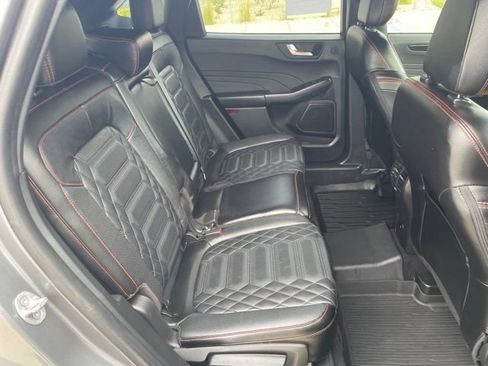 Certified 2023 Ford Escape ST-Line Elite w/ Premium Technology Package AWD/4WD image 19