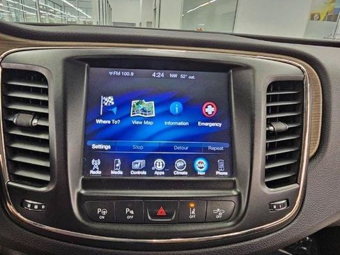 Used 2015 Chrysler 200 C w/ Navigation & Sound Group I FWD image 18