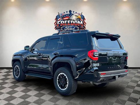 Used 2025 Toyota 4Runner TRD Off-Road Premium AWD/4WD image 6