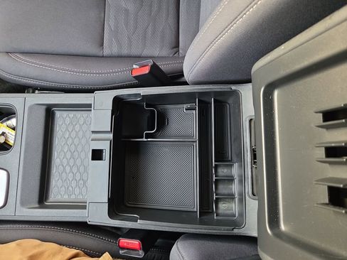 Used 2023 Nissan Frontier SV w/ Technology Package image 20