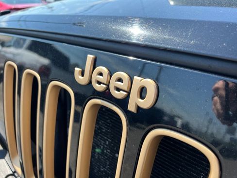 Used 2014 Jeep Wrangler Unlimited Sahara AWD/4WD image 30