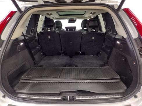 Used 2022 Volvo XC90 T8 Inscription AWD/4WD image 19