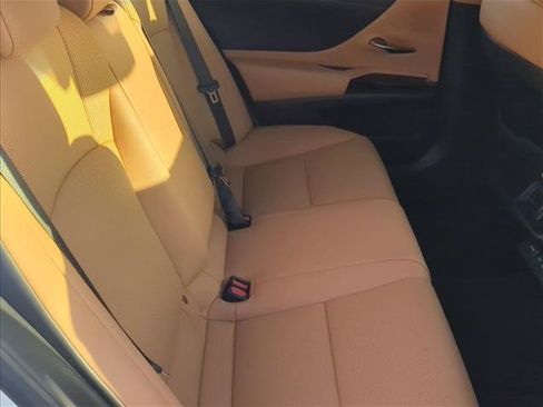Used 2022 Lexus ES 350 w/ Premium Package FWD image 23