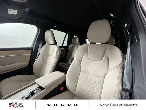 New 2026 Volvo XC90 B5 Core w/ Protection Package image 13