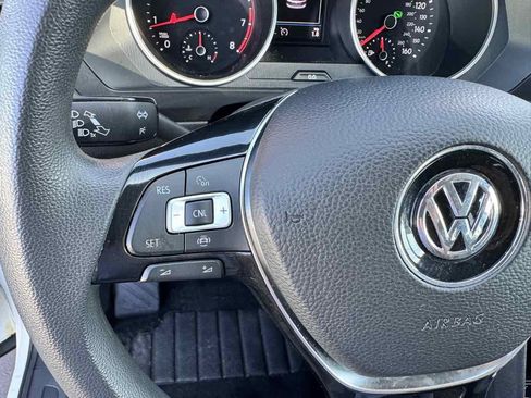 Used 2020 Volkswagen Tiguan S FWD image 36