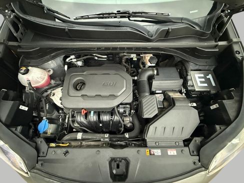 Used 2021 Kia Sportage LX image 14