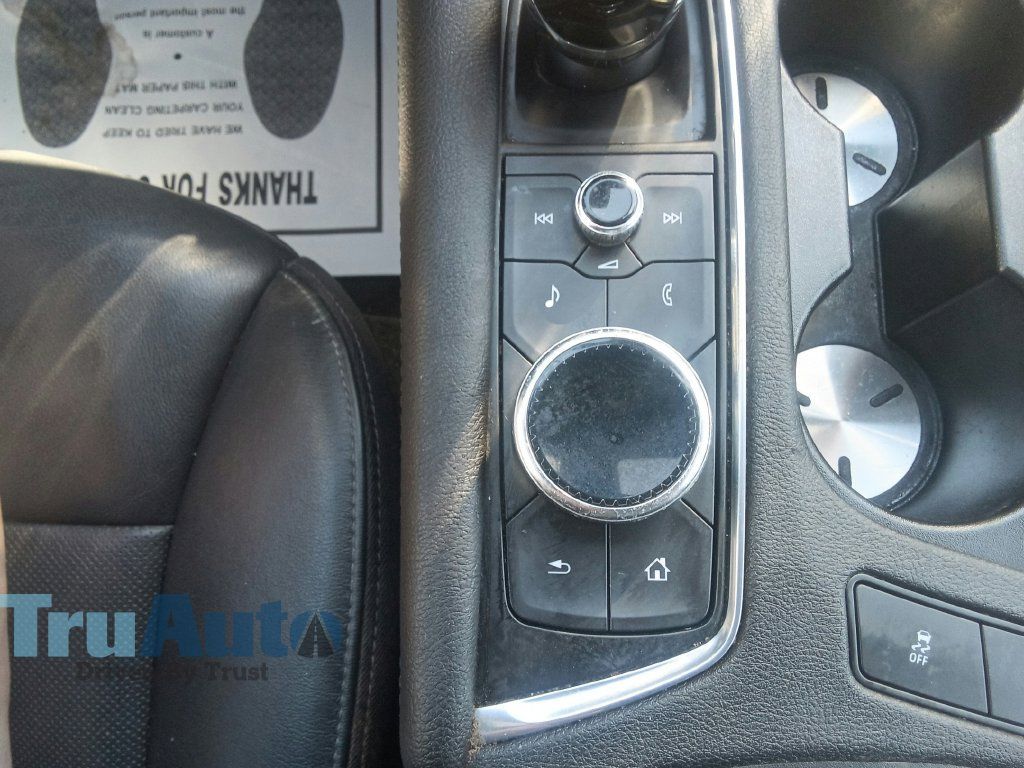 Used 2020 Cadillac XT6 Premium Luxury FWD image 34