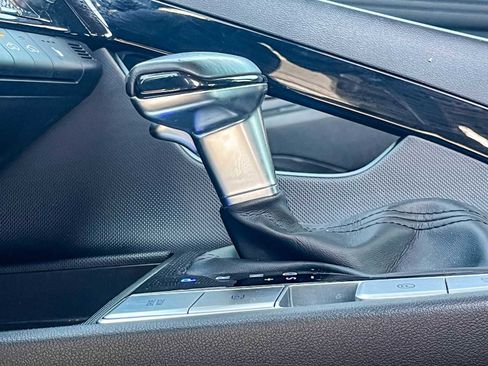 Used 2023 Hyundai Elantra SEL w/ Convenience Package image 21