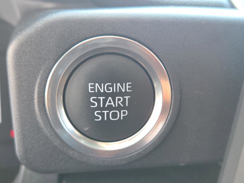 Used 2025 Toyota 4Runner SR5 RWD image 38