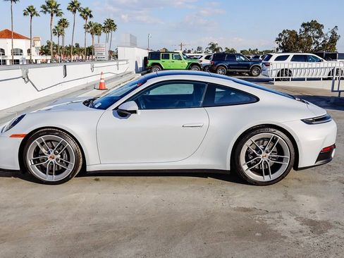 Used 2025 Porsche 911 Carrera image 14