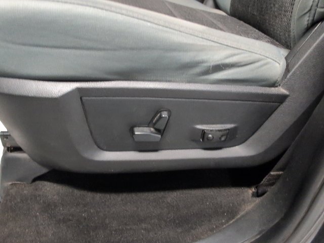 Used 2017 RAM 1500 Big Horn AWD/4WD image 12