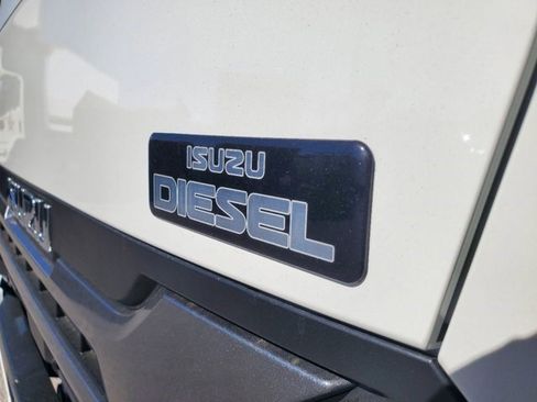 New 2026 Isuzu NPR HD image 5