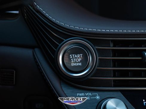 Used 2018 Lexus LS 500 AWD w/ Luxury Package image 35