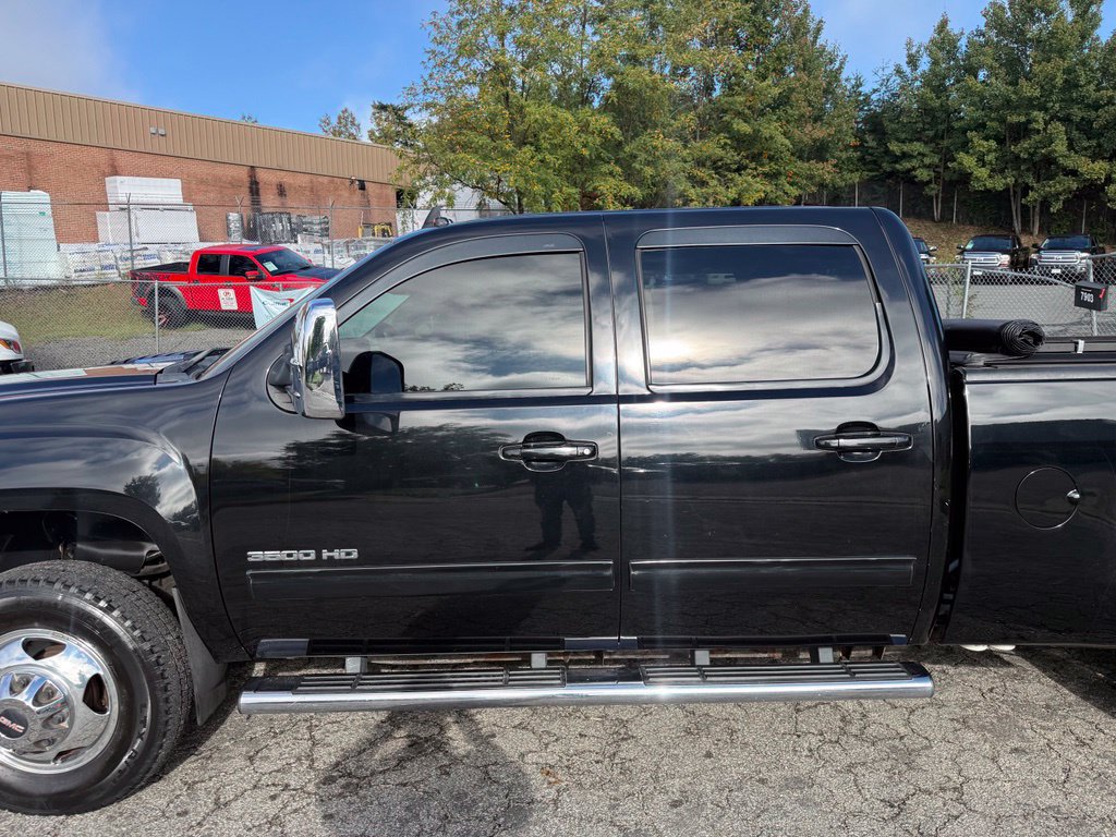 Used 2013 GMC Sierra 3500 SLT AWD/4WD image 11