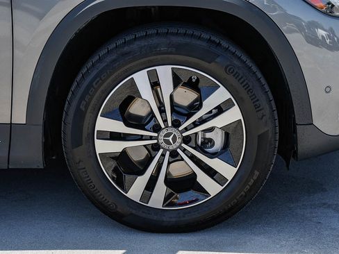Certified 2025 Mercedes-Benz GLA 250 image 9