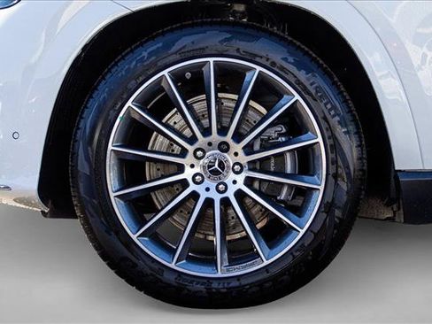New 2026 Mercedes-Benz GLE 580 4MATIC image 9